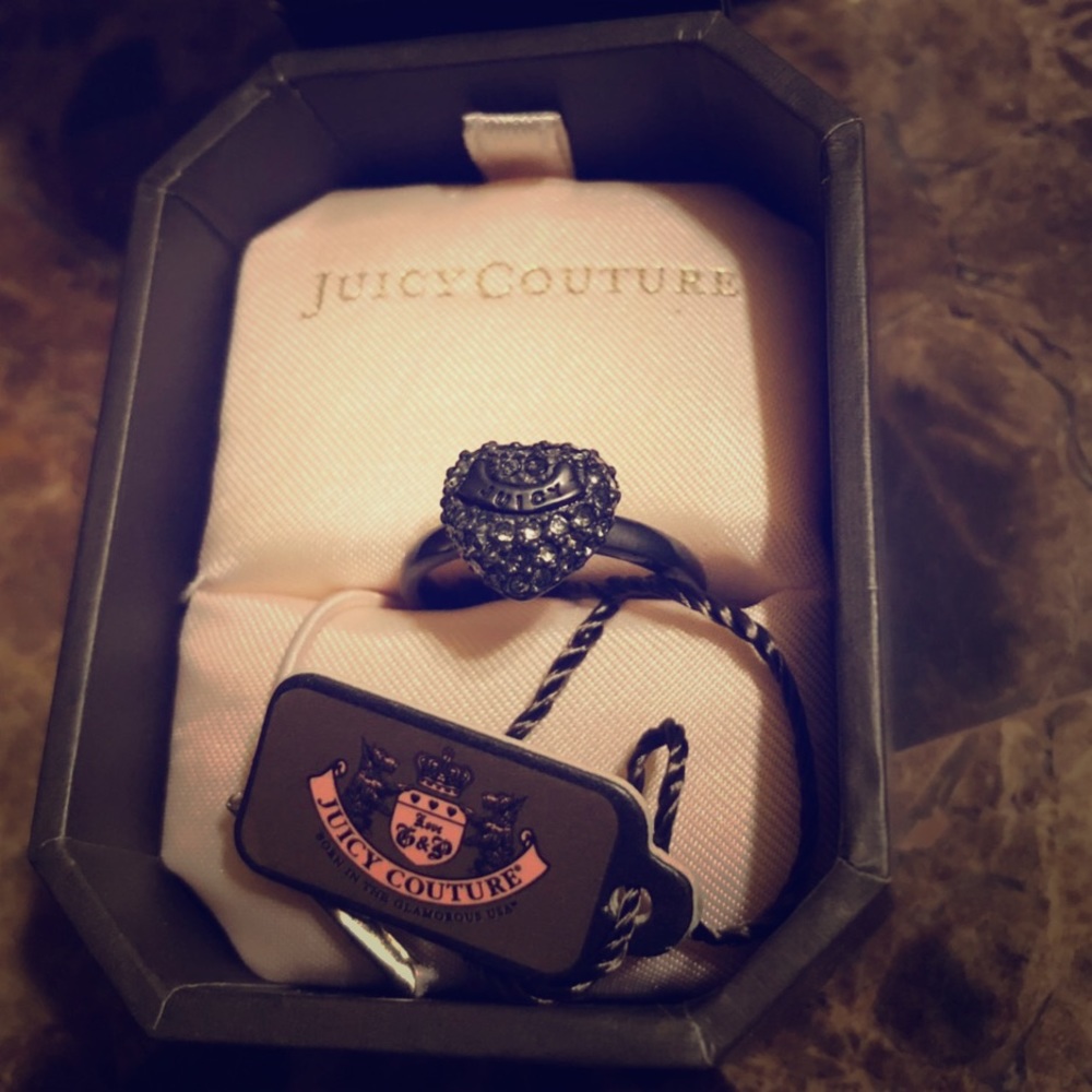 Juicy Couture Black Heart Ring